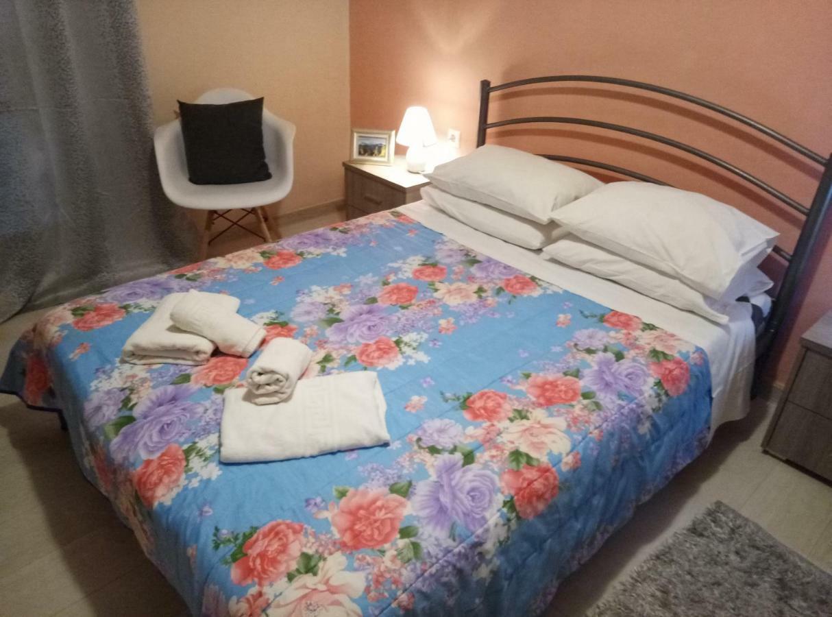 Beautiful Apartment In The Heart Of The City Corfu  Exterior foto